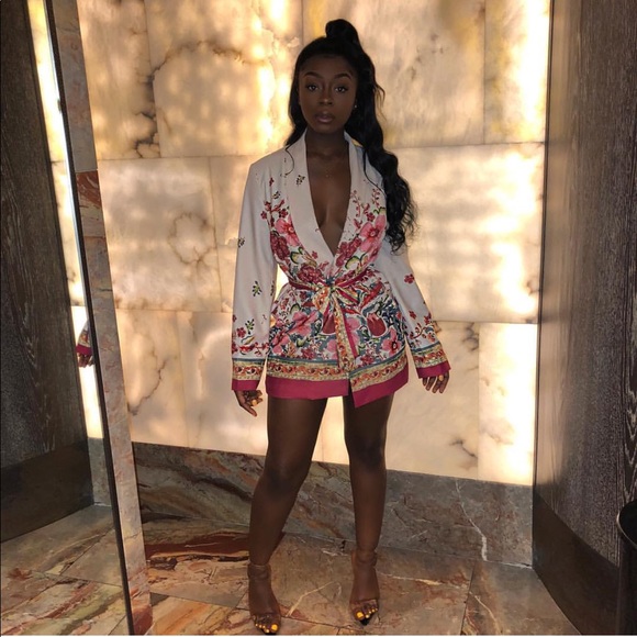 zara printed blazer with belt